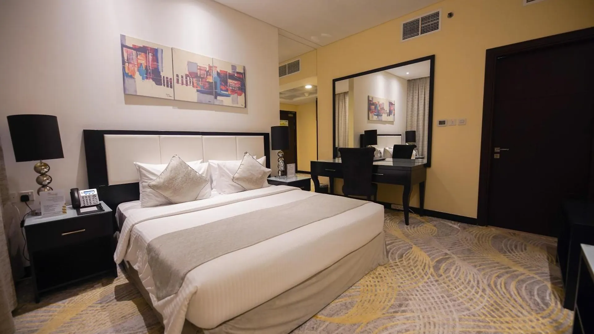 Grand Villaggio Hotel Abu Dhabi 4*,