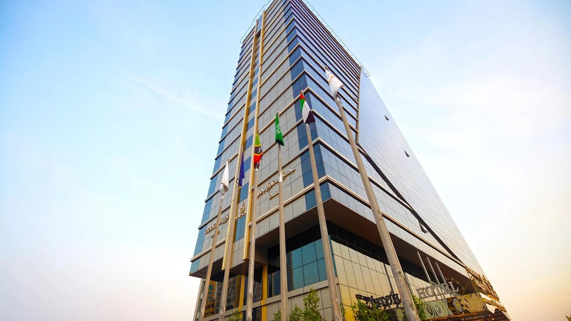 Grand Villaggio Hotel Abu Dhabi contacts